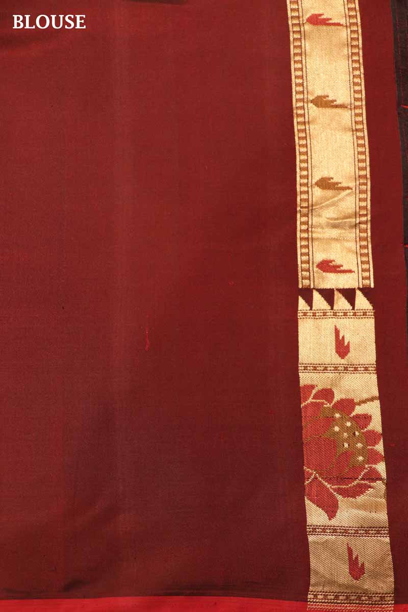 Exquisite  Handloom Banarasi Silk Saree AG206935